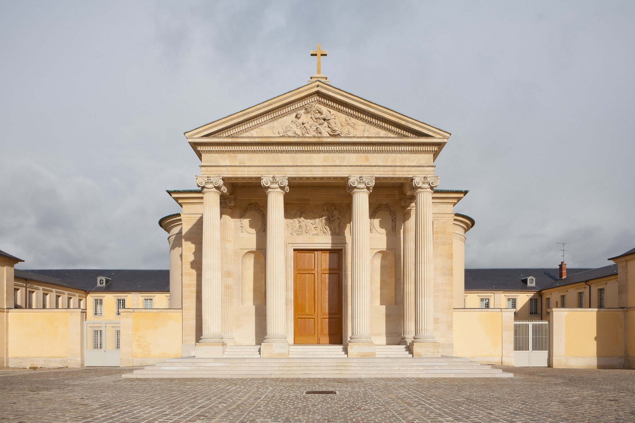 VERSAILLES Lycée Hoche Portail (2)